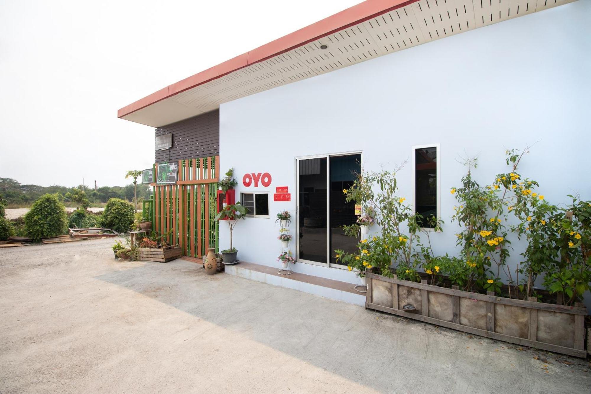Hotel Oyo 644 Pong Pai House Bangkok Exterior foto